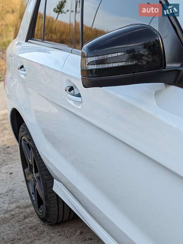 Внедорожник / Кроссовер Mercedes-Benz M-Class 2014 в Киеве