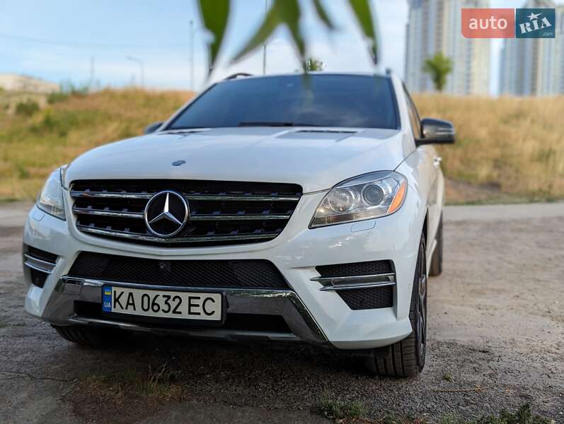 Внедорожник / Кроссовер Mercedes-Benz M-Class 2014 в Киеве