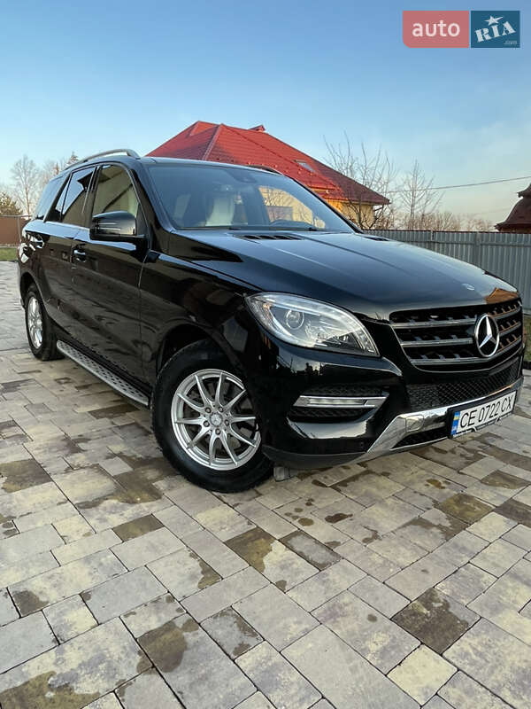 Внедорожник / Кроссовер Mercedes-Benz M-Class 2013 в Сторожинце