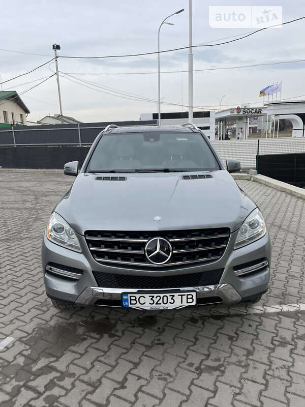 Внедорожник / Кроссовер Mercedes-Benz M-Class 2011 в Львове