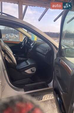 Внедорожник / Кроссовер Mercedes-Benz M-Class 2007 в 