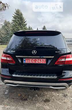 Позашляховик / Кросовер Mercedes-Benz M-Class 2012 в Луцьку