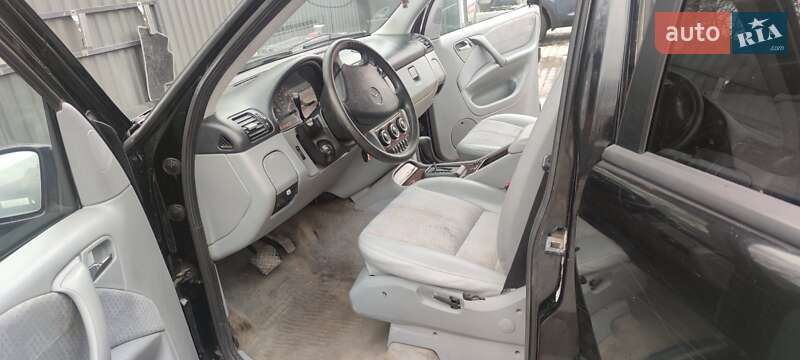 Внедорожник / Кроссовер Mercedes-Benz M-Class 2004 в Каменец-Подольском фото 9 Внедорожник / Кроссовер Mercedes-Benz M-Class 2004 в Каменец-Подольском