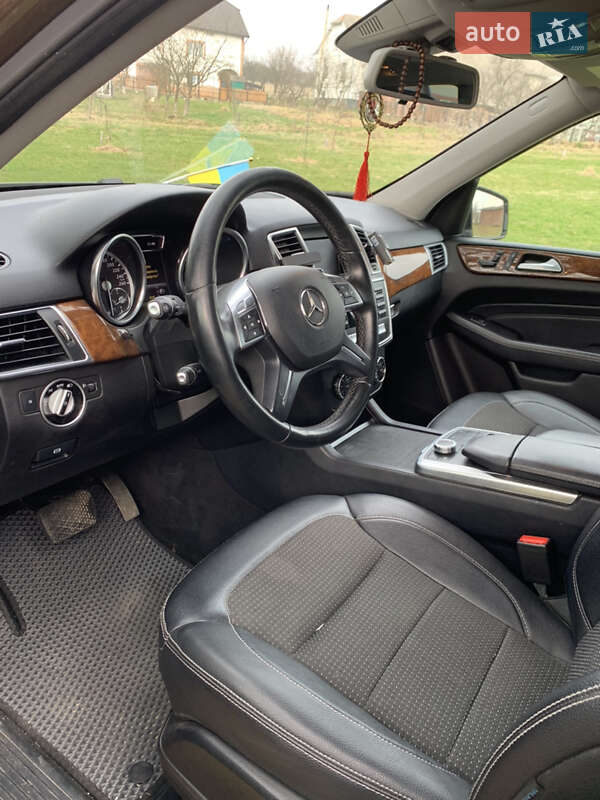 Внедорожник / Кроссовер Mercedes-Benz M-Class 2012 в Трускавце