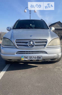 Внедорожник / Кроссовер Mercedes-Benz M-Class 1998 в Костополе