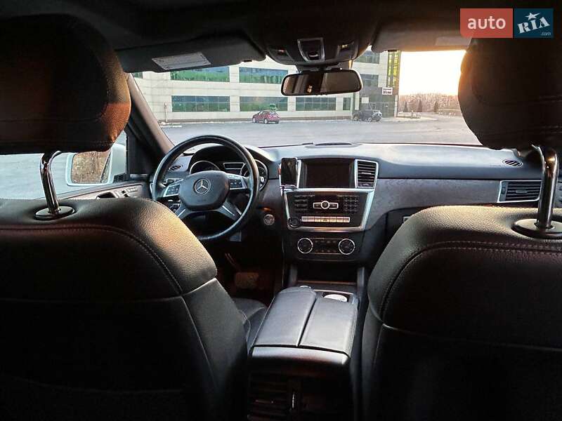 Внедорожник / Кроссовер Mercedes-Benz M-Class 2013 в Павлограде