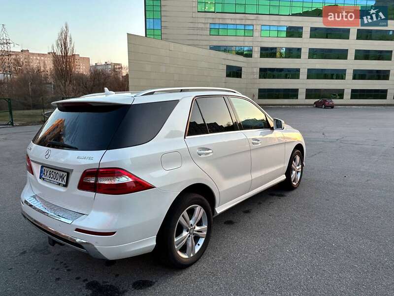 Внедорожник / Кроссовер Mercedes-Benz M-Class 2013 в Павлограде