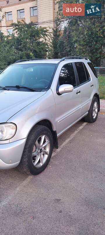 Внедорожник / Кроссовер Mercedes-Benz M-Class 2004 в Киеве