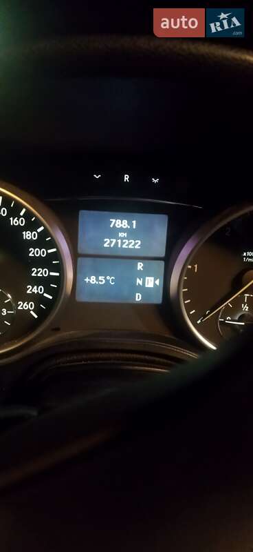 Внедорожник / Кроссовер Mercedes-Benz M-Class 2010 в Кременце
