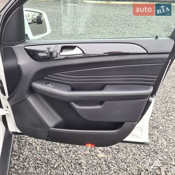 Внедорожник / Кроссовер Mercedes-Benz M-Class 2014 в Луцке