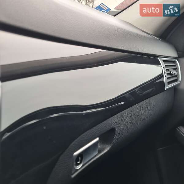 Внедорожник / Кроссовер Mercedes-Benz M-Class 2014 в Луцке