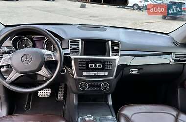 Внедорожник / Кроссовер Mercedes-Benz M-Class 2012 в 