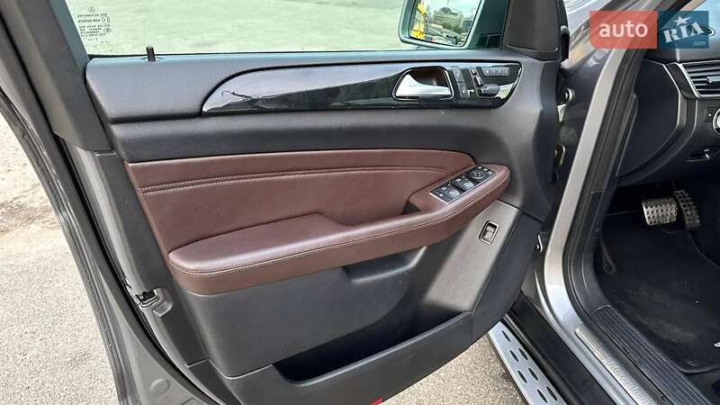 Внедорожник / Кроссовер Mercedes-Benz M-Class 2012 в Киеве