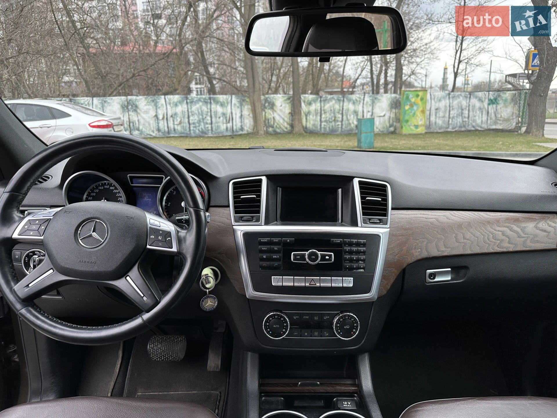 2013 Mercedes-Benz M-klasse - мініатюра 3