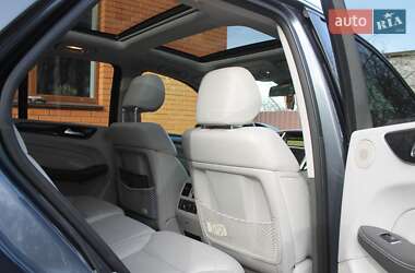 Внедорожник / Кроссовер Mercedes-Benz M-Class 2012 в 