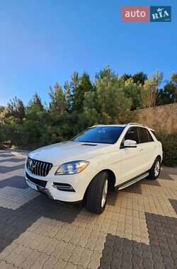 Внедорожник / Кроссовер Mercedes-Benz M-Class 2012 в 