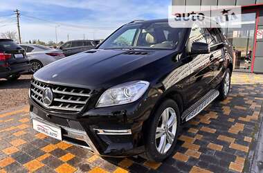 Внедорожник / Кроссовер Mercedes-Benz M-Class 2014 в Львове