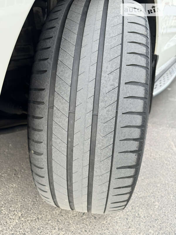 Внедорожник / Кроссовер Mercedes-Benz M-Class 2012 в Киеве