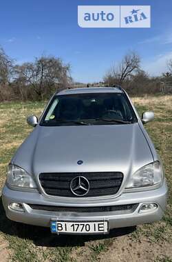 Внедорожник / Кроссовер Mercedes-Benz M-Class 2000 в Полтаве