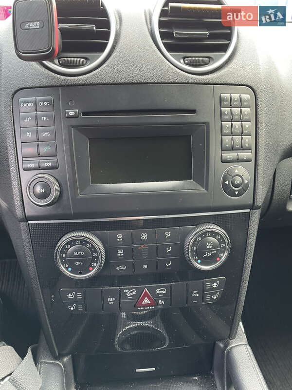 Внедорожник / Кроссовер Mercedes-Benz M-Class 2009 в Дубно