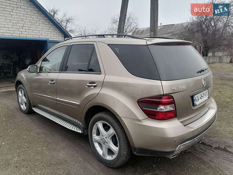 Внедорожник / Кроссовер Mercedes-Benz M-Class 2007 в Житомире