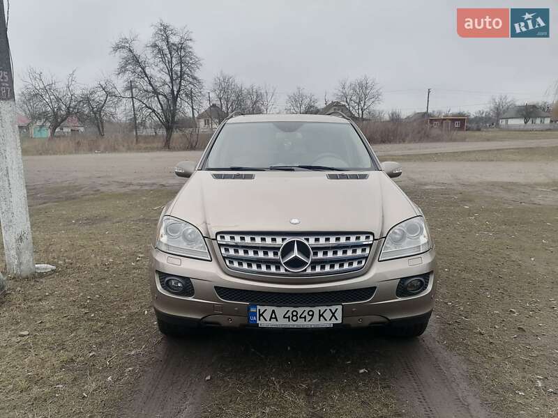 Внедорожник / Кроссовер Mercedes-Benz M-Class 2007 в Житомире