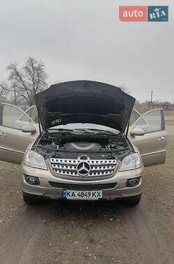Внедорожник / Кроссовер Mercedes-Benz M-Class 2007 в 