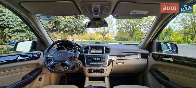 Внедорожник / Кроссовер Mercedes-Benz M-Class 2014 в Ровно