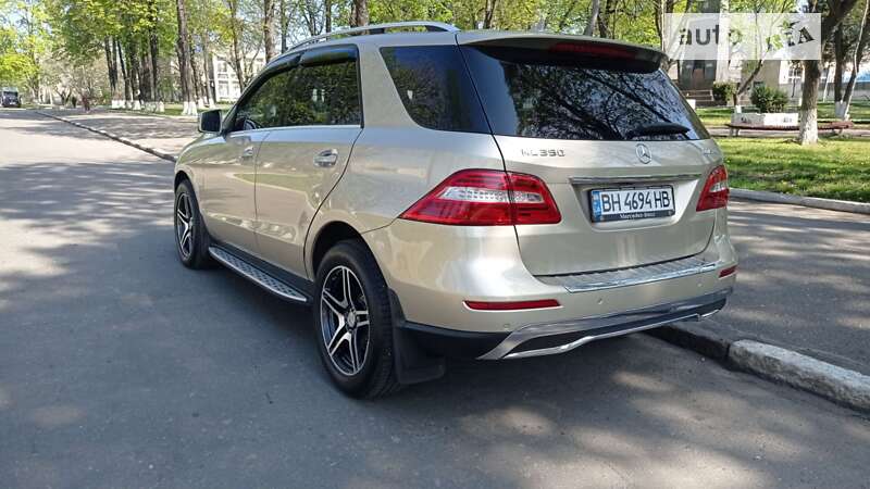 Позашляховик / Кросовер Mercedes-Benz M-Class 2013 в Подільську