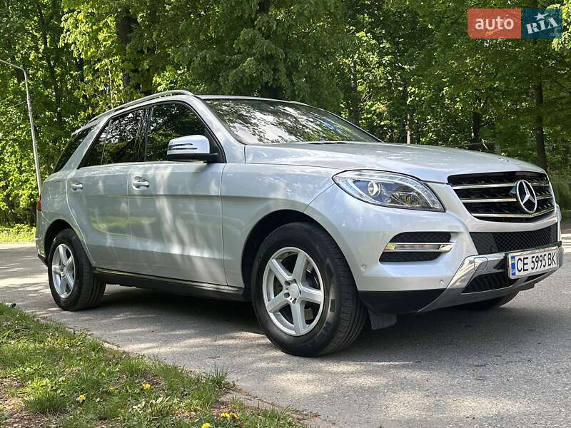 Позашляховик / Кросовер Mercedes-Benz M-Class 2013 в Чернівцях