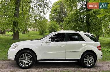 Позашляховик / Кросовер Mercedes-Benz M-Class 2011 в Кременці