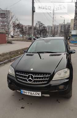 Внедорожник / Кроссовер Mercedes-Benz M-Class 2006 в Днепре