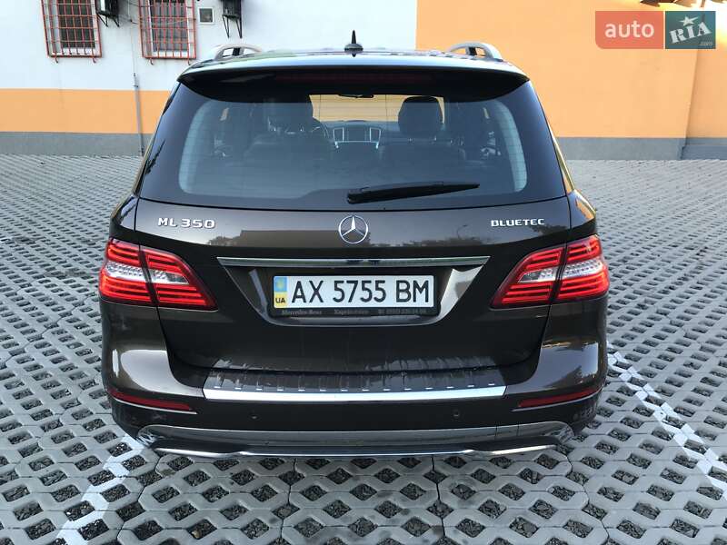 Позашляховик / Кросовер Mercedes-Benz M-Class 2013 в Ужгороді