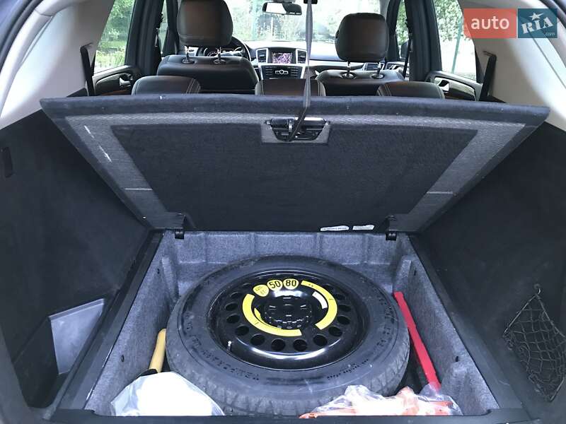 Позашляховик / Кросовер Mercedes-Benz M-Class 2013 в Ужгороді