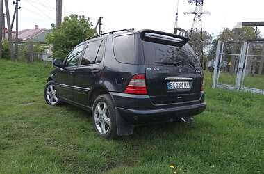 Внедорожник / Кроссовер Mercedes-Benz M-Class 2000 в Самборе