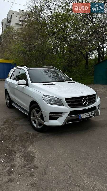 Позашляховик / Кросовер Mercedes-Benz M-Class 2013 в Одесі