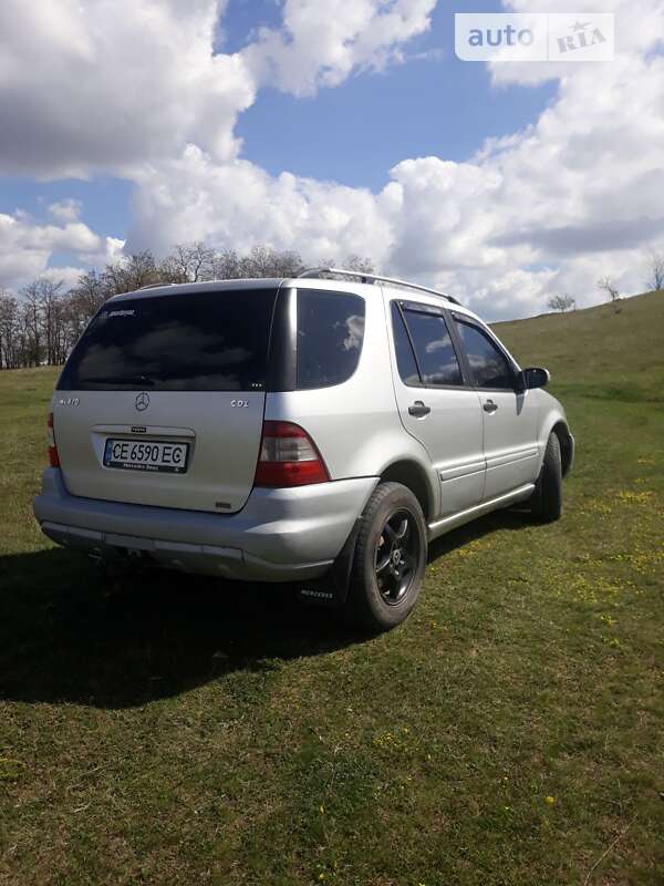 Внедорожник / Кроссовер Mercedes-Benz M-Class 2003 в Герце фото 9 Внедорожник / Кроссовер Mercedes-Benz M-Class 2003 в Герце