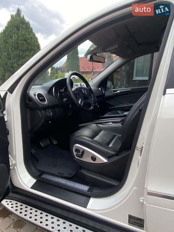 Внедорожник / Кроссовер Mercedes-Benz M-Class 2010 в Черновцах фото 6 Внедорожник / Кроссовер Mercedes-Benz M-Class 2010 в Черновцах