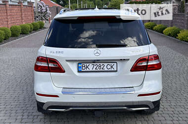 Внедорожник / Кроссовер Mercedes-Benz M-Class 2012 в Ровно