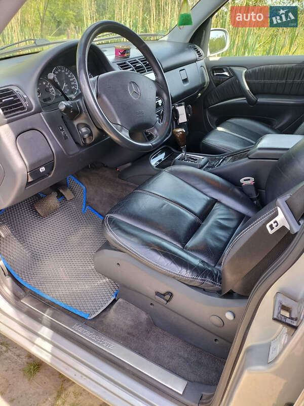 Внедорожник / Кроссовер Mercedes-Benz M-Class 2003 в Вараше