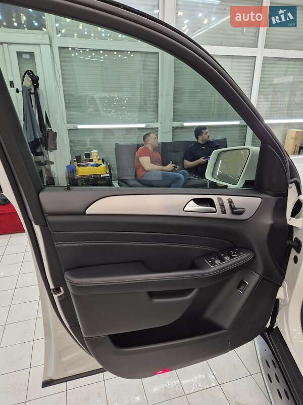 Внедорожник / Кроссовер Mercedes-Benz M-Class 2013 в Днепре