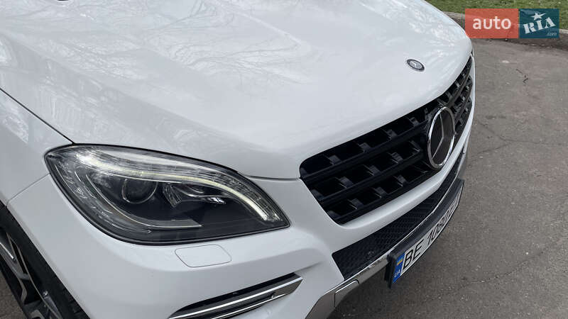 Внедорожник / Кроссовер Mercedes-Benz M-Class 2014 в Николаеве