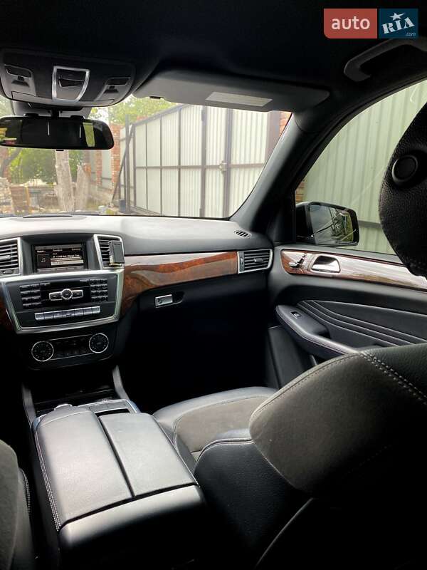 Внедорожник / Кроссовер Mercedes-Benz M-Class 2013 в Днепре
