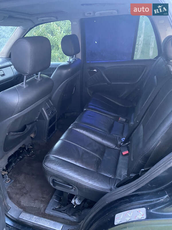 Позашляховик / Кросовер Mercedes-Benz M-Class 2002 в Покровську