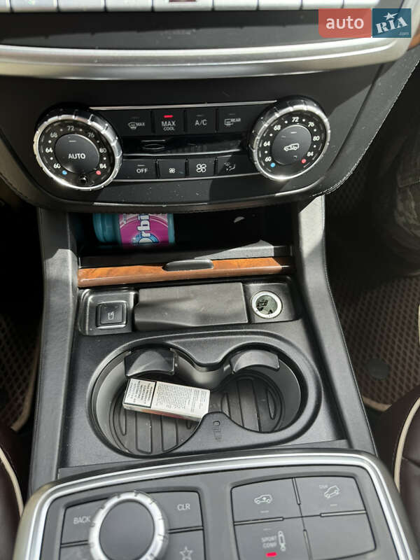 Внедорожник / Кроссовер Mercedes-Benz M-Class 2015 в Хмельницком