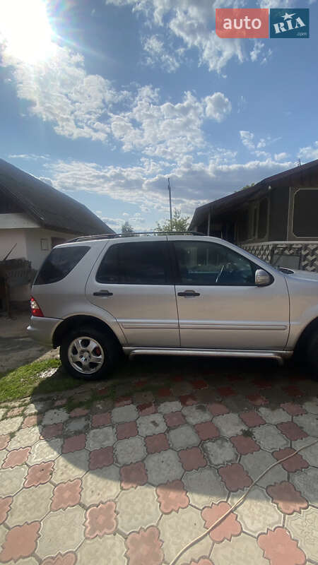 Внедорожник / Кроссовер Mercedes-Benz M-Class 2004 в Ровно фото 4 Внедорожник / Кроссовер Mercedes-Benz M-Class 2004 в Ровно