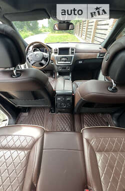 Внедорожник / Кроссовер Mercedes-Benz M-Class 2013 в Киеве