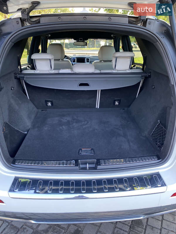 Внедорожник / Кроссовер Mercedes-Benz M-Class 2013 в Горишних Плавнях