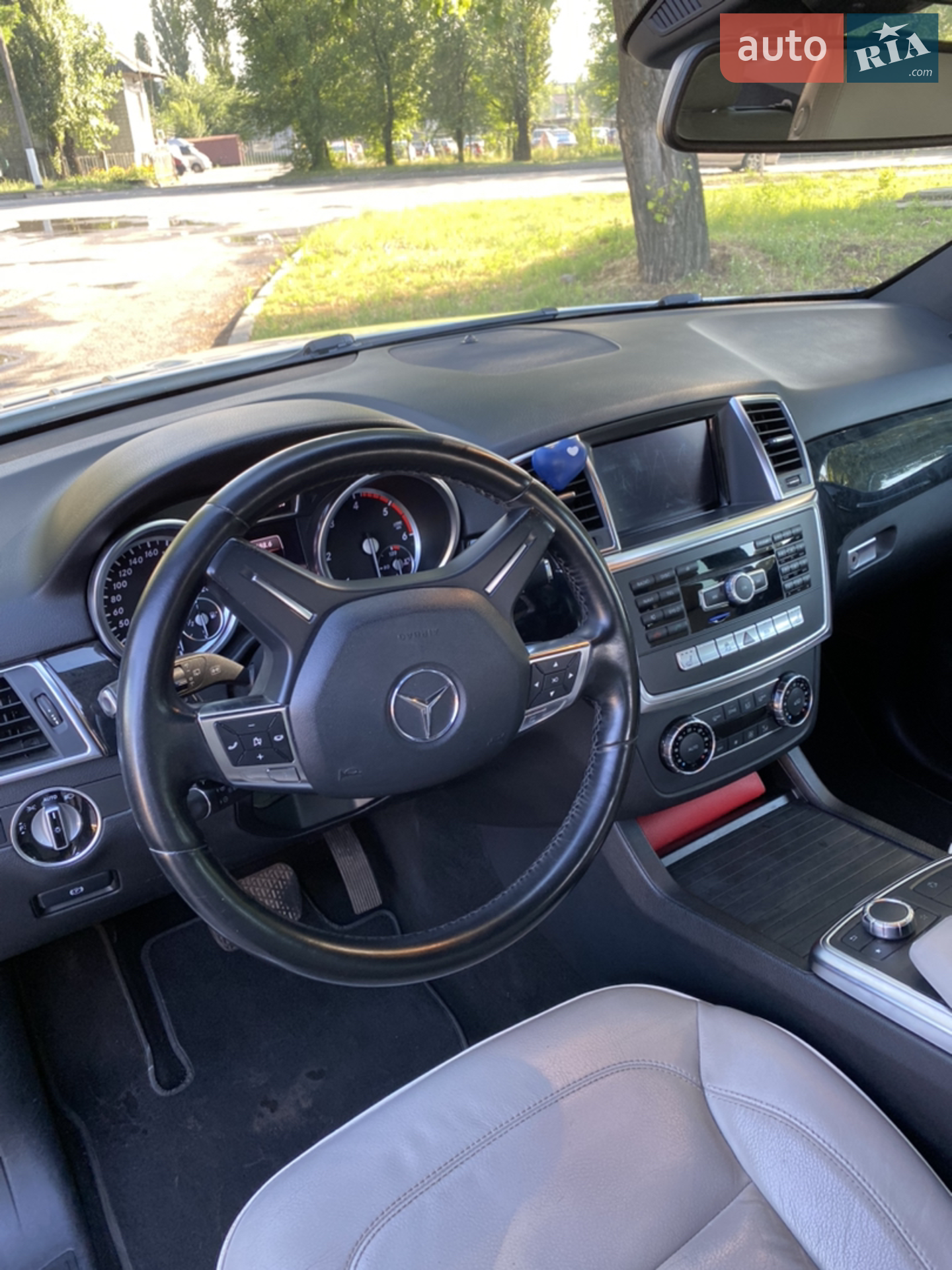 2013 Mercedes-Benz M-klasse - мініатюра 20