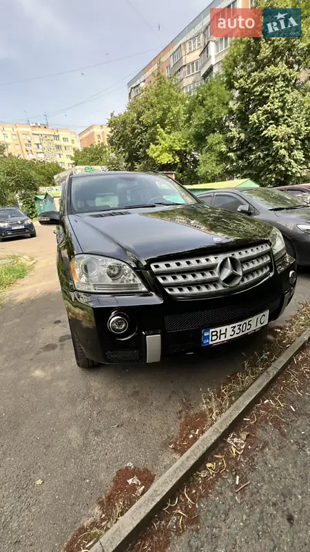 Mercedes-Benz M-Class